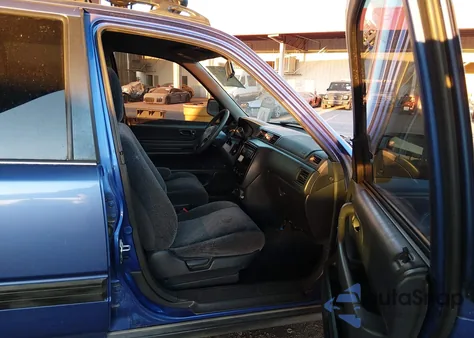 2000 Honda Cr-V Lx from USA, damaged, VIN JHLRD184XYC049079